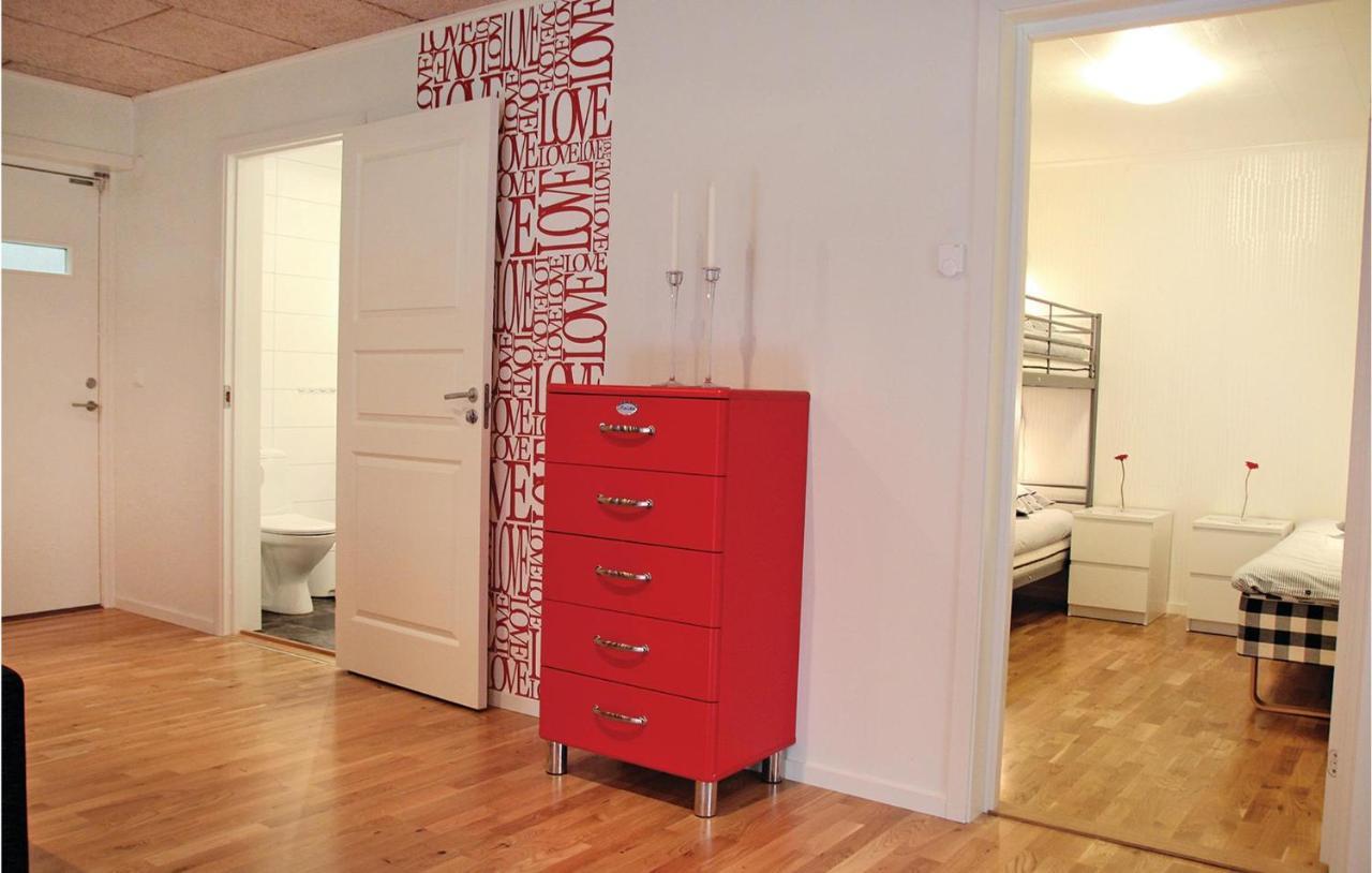 2 Bedroom Cozy Apartment In Habo Мулльшё Экстерьер фото
